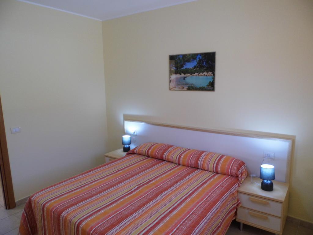 Le Nereidi Hotel & Residence Con Piscina-Tennis-Fitness-Parcheggio Coperto-Sala Conferenze Ла-Маддалена Экстерьер фото