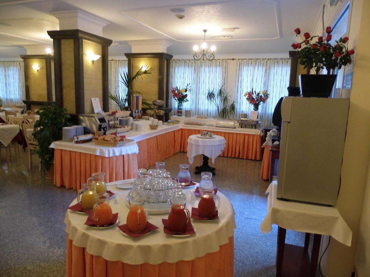 Le Nereidi Hotel & Residence Con Piscina-Tennis-Fitness-Parcheggio Coperto-Sala Conferenze Ла-Маддалена Экстерьер фото